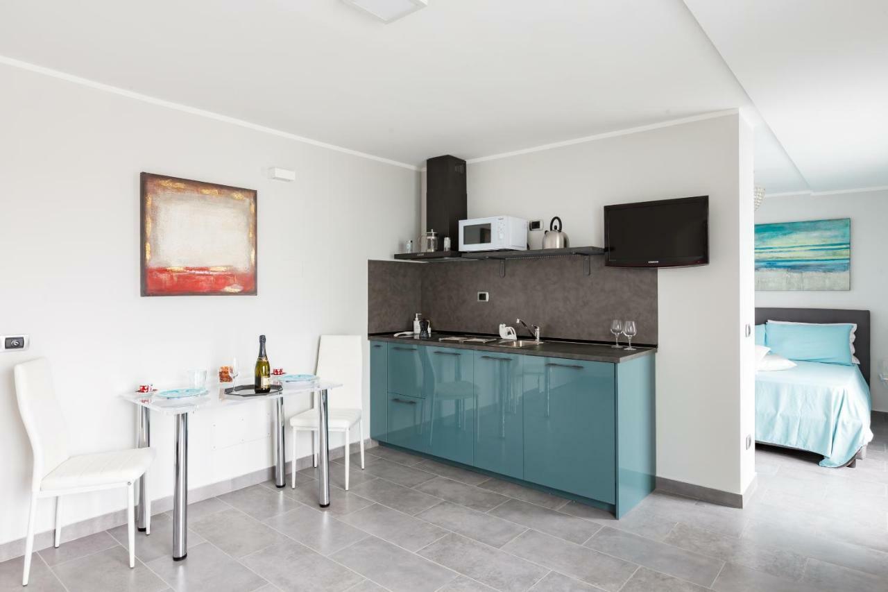 Penthouse 41 In Trastevere With Big Terrace Рим Екстериор снимка